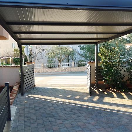 Apartmani Monte Pula Ngoại thất bức ảnh